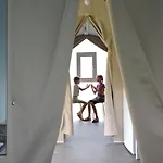 Le Mont Joli Bois 营地 滨海克里耶勒