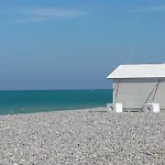 营地 Le Mont Joli Bois 滨海克里耶勒