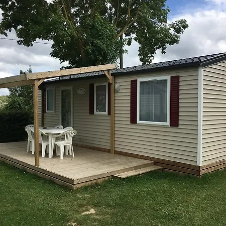 Le Mont Joli Bois 3*