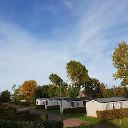 Le Mont Joli Bois 3*