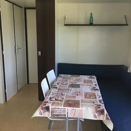 Le Mont Joli Bois