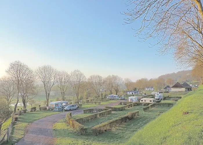 营地 Le Mont Joli Bois 3*