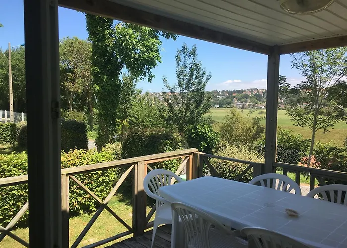 营地 Le Mont Joli Bois 3*